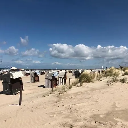 Birnbom Warnemuende Guest house