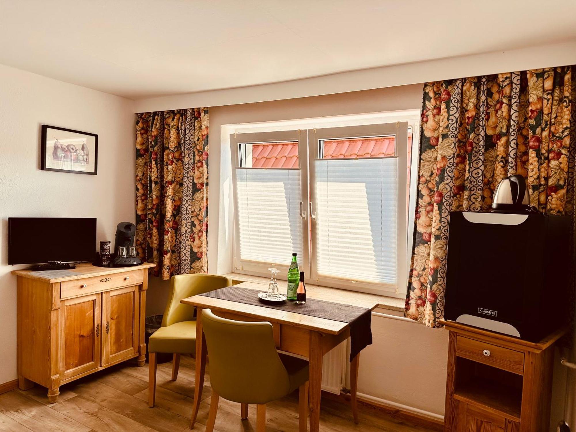 Guest house Birnbom Warnemuende 3*