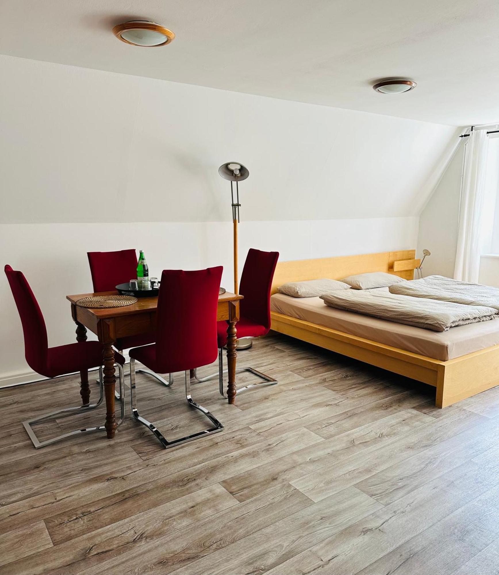 Birnbom Warnemuende Guest house *